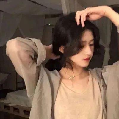 男人与婴儿